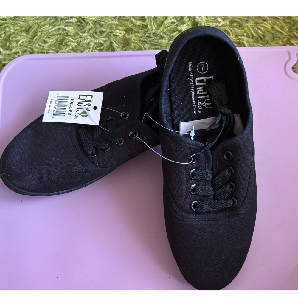 Easy USA Black Canvas Sneakers Low Top Lace Up Casual Shoes S324L-BB Size 7 NEW